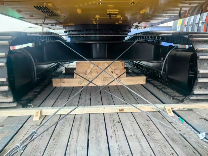 Timber blocking under the undercarriage.