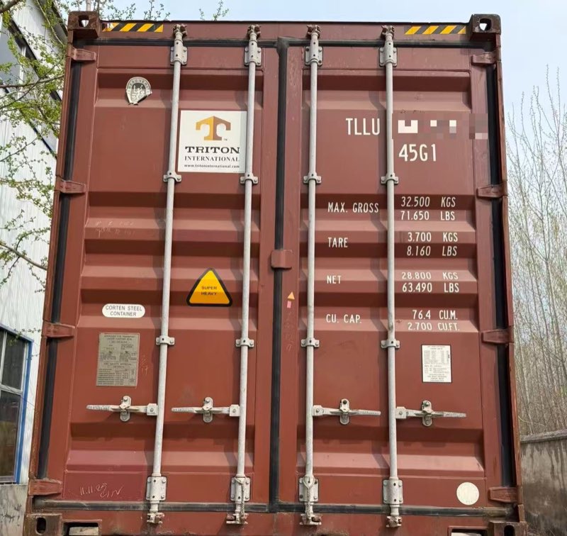 Doors closed after loading.